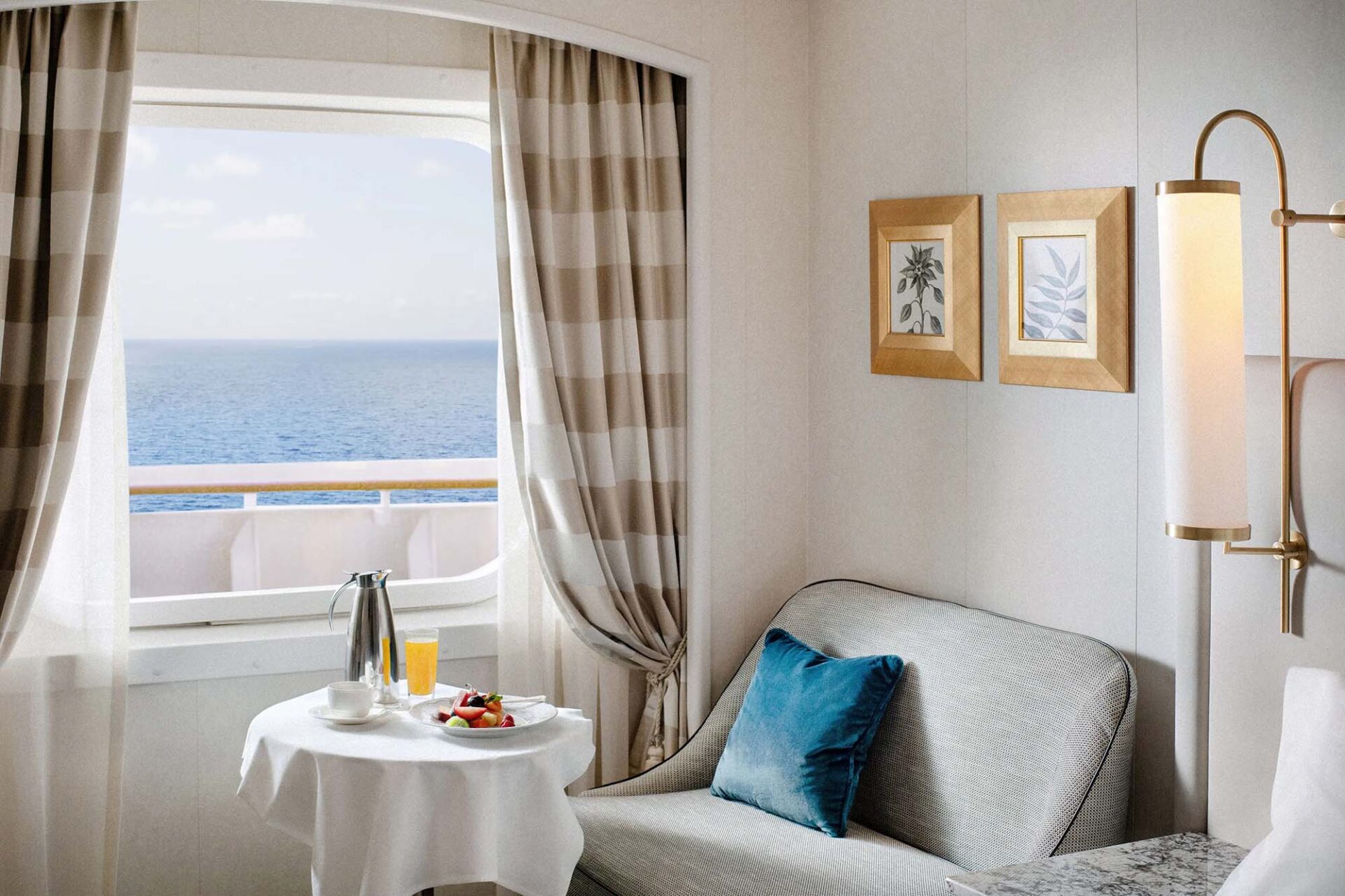 Symphony-SINGLE-GUEST-ROOM-WITH-OCEAN-VIEW-01
